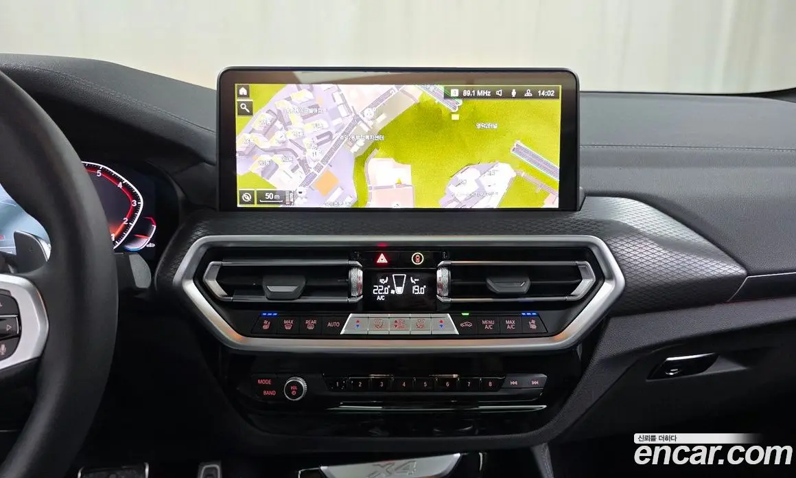 BMW X4 2025 2.0 автомат (гидро), фото 19