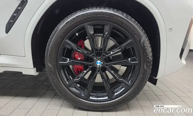 BMW X4 2025 2.0 автомат (гидро), миниатюра 7