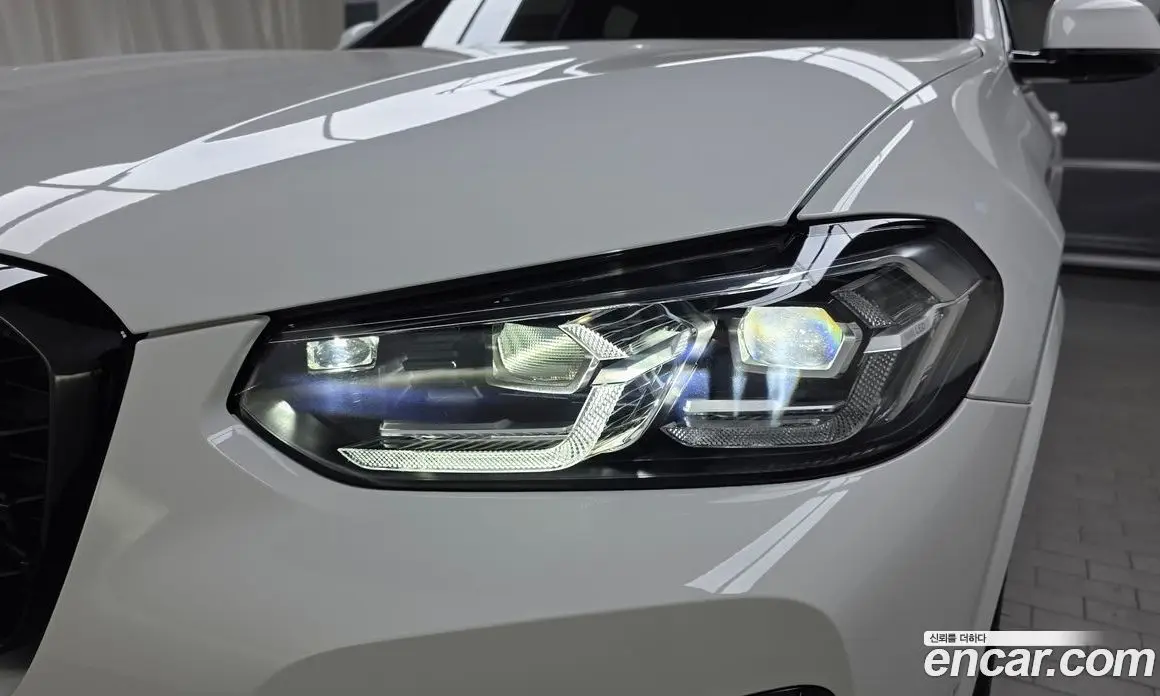 BMW X4 2025 2.0 автомат (гидро), фото 8