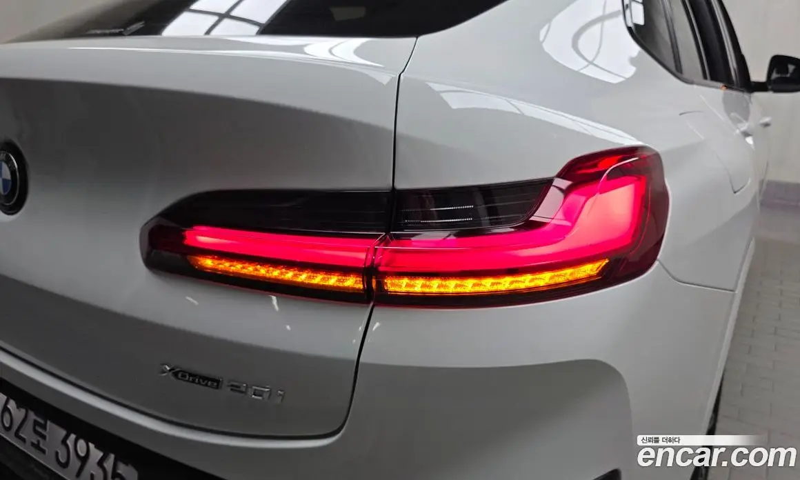 BMW X4 2025 2.0 автомат (гидро), фото 9