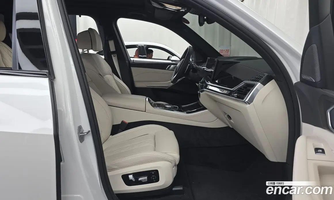 BMW X5 2025 3.0 автомат (гидро), фото 16