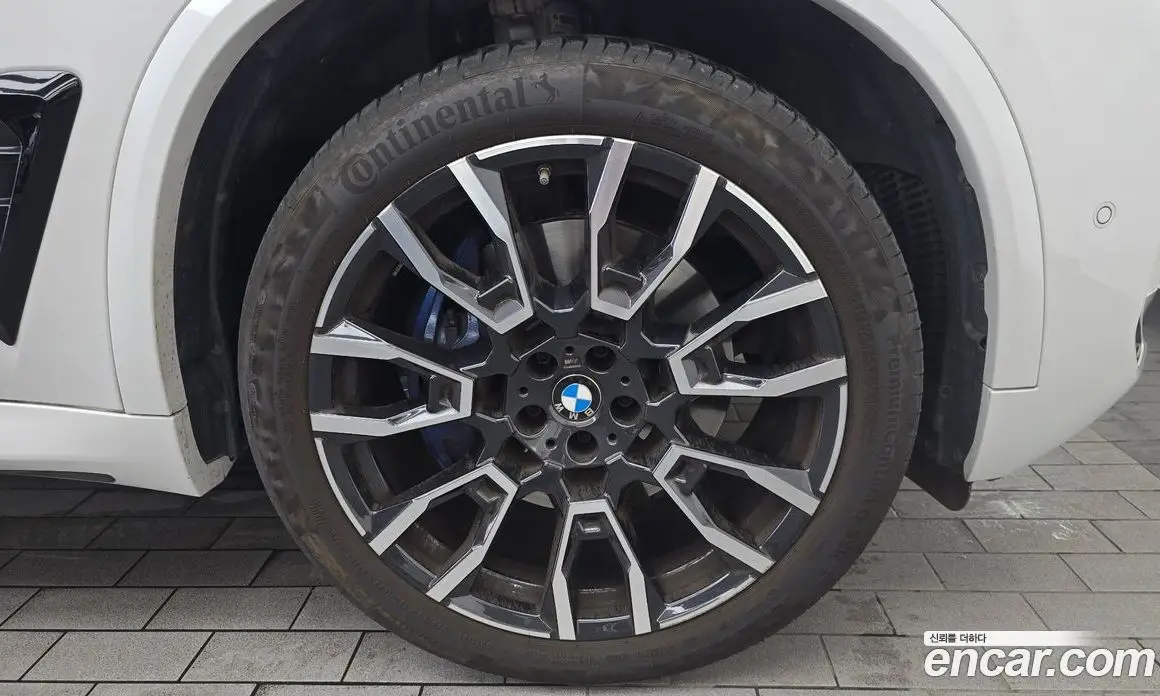 BMW X5 2025 3.0 автомат (гидро), фото 7