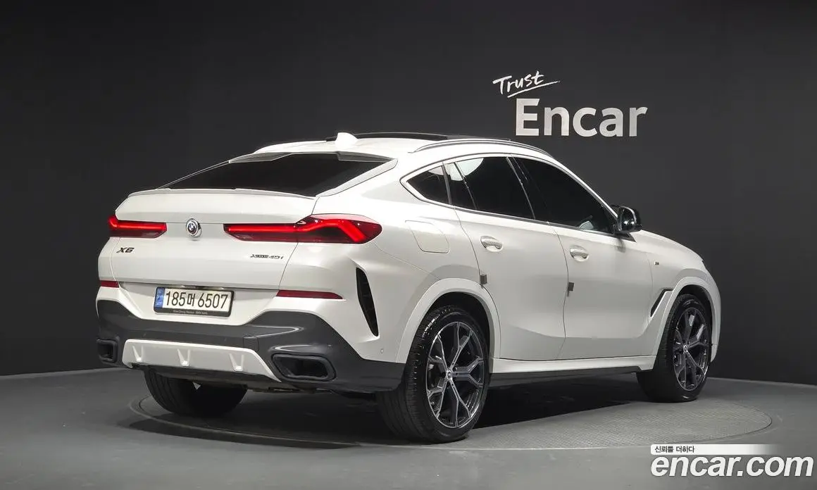 BMW X6 2022 3.0 автомат (гидро), фото 1 BMW X6 2022 3.0 автомат (гидро), фото 1
