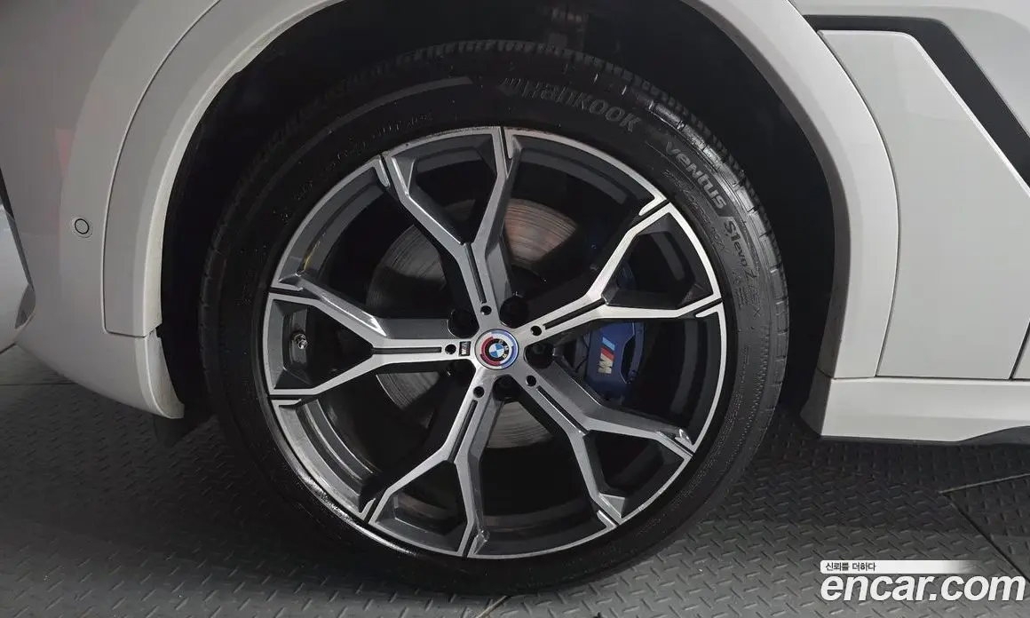 BMW X6 2022 3.0 автомат (гидро), фото 4 BMW X6 2022 3.0 автомат (гидро), фото 4