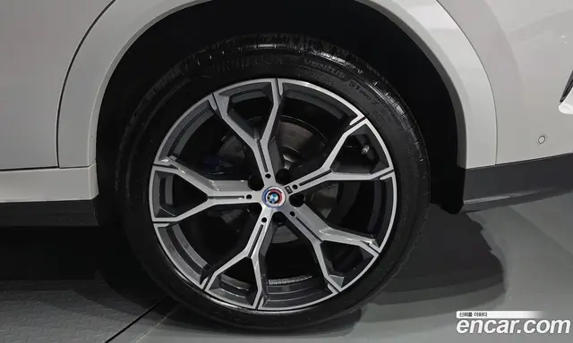 BMW X6 2022 3.0 автомат (гидро), миниатюра 6 BMW X6 2022 3.0 автомат (гидро), миниатюра 6