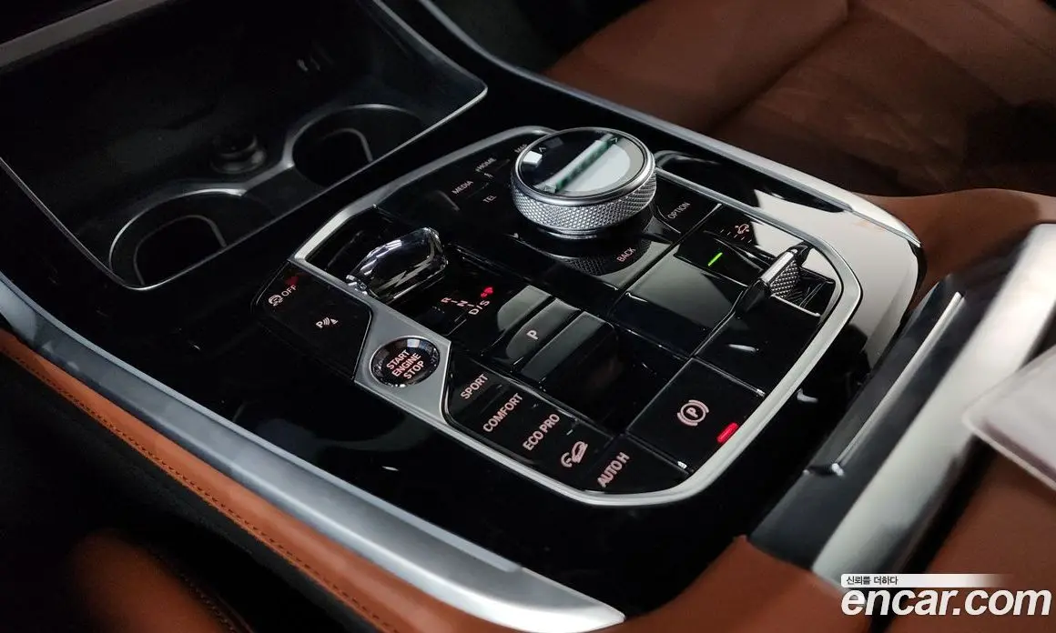BMW X7 2024 3.0 автомат (гидро), фото 12