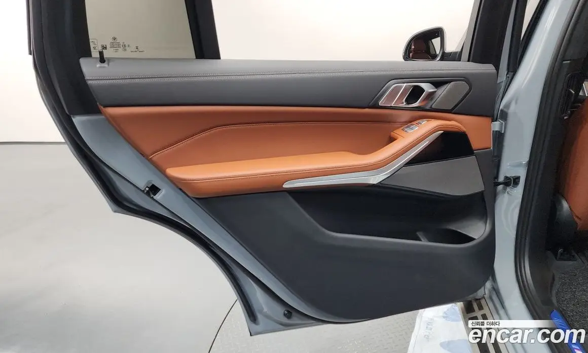 BMW X7 2024 3.0 автомат (гидро), фото 15