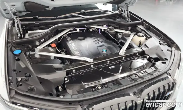 BMW X7 2024 3.0 автомат (гидро), миниатюра 6