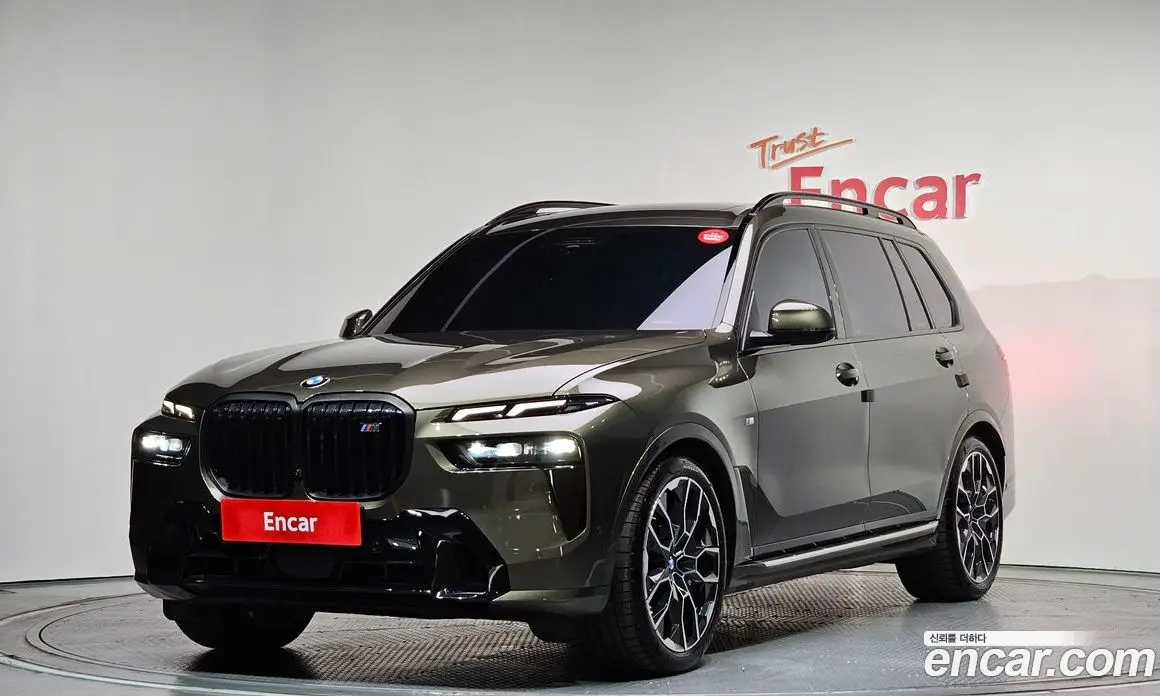 BMW X7 2025 3.0 автомат (гидро), фото 1 BMW X7 2025 3.0 автомат (гидро), фото 1