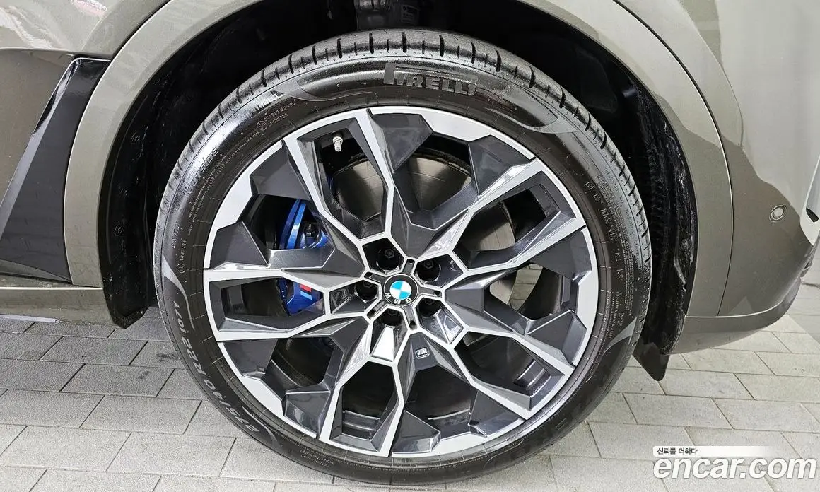 BMW X7 2025 3.0 автомат (гидро), фото 7 BMW X7 2025 3.0 автомат (гидро), фото 7