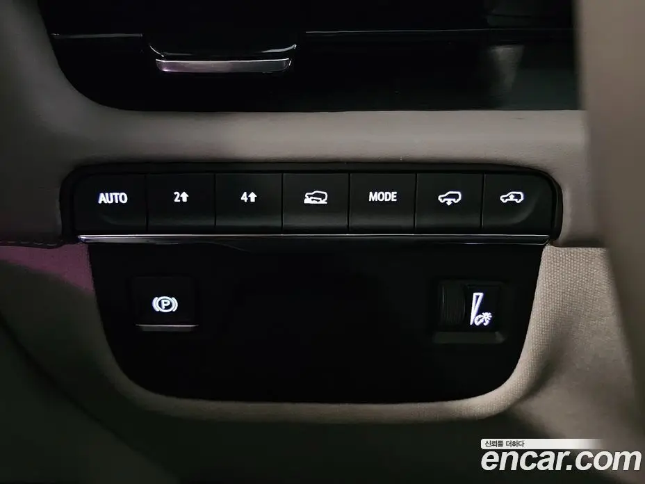 Cadillac Escalade 2021 6.2 автомат (гидро), фото 14 Cadillac Escalade 2021 6.2 автомат (гидро), фото 14