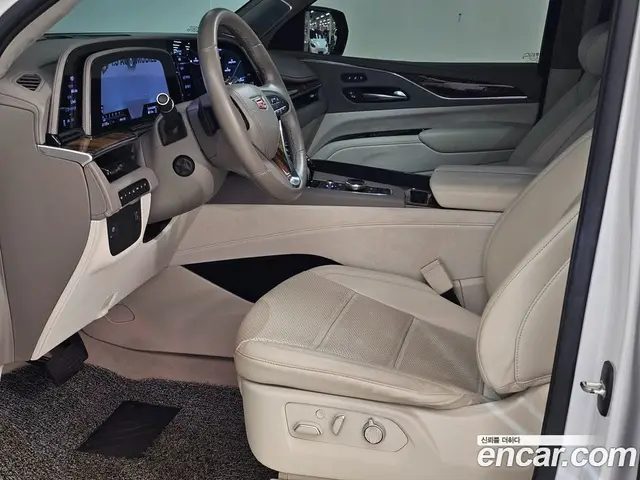 Cadillac Escalade 2021 6.2 автомат (гидро), миниатюра 4 Cadillac Escalade 2021 6.2 автомат (гидро), миниатюра 4
