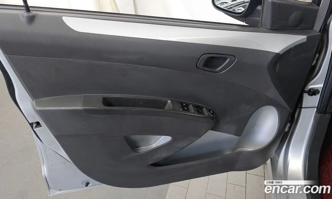 Chevrolet Spark 2011 1.0 автомат (гидро), фото 14