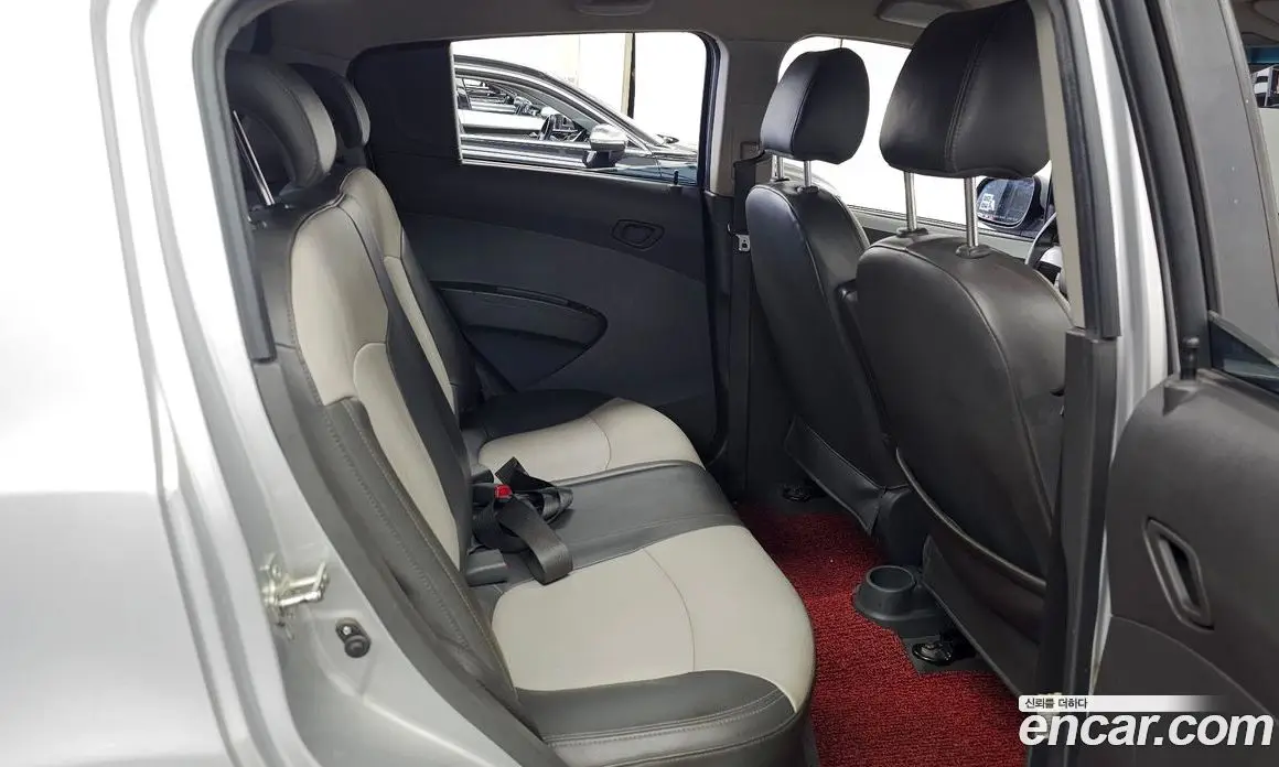Chevrolet Spark 2011 1.0 автомат (гидро), фото 18