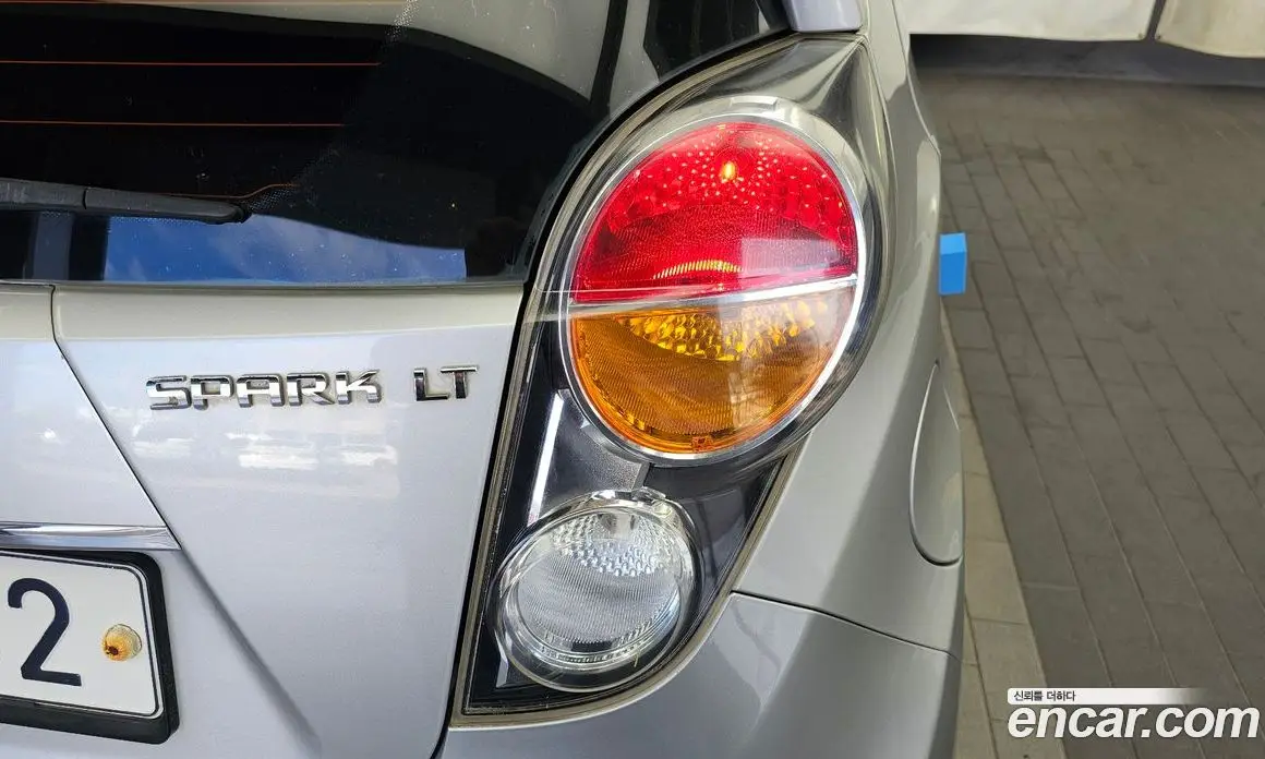 Chevrolet Spark 2011 1.0 автомат (гидро), фото 9