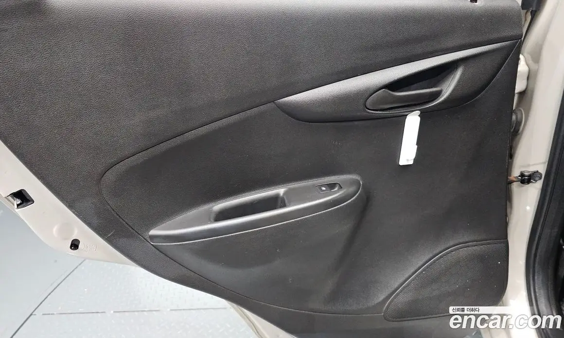 Chevrolet Spark 2016 1.0 автомат (гидро), фото 14 Chevrolet Spark 2016 1.0 автомат (гидро), фото 14