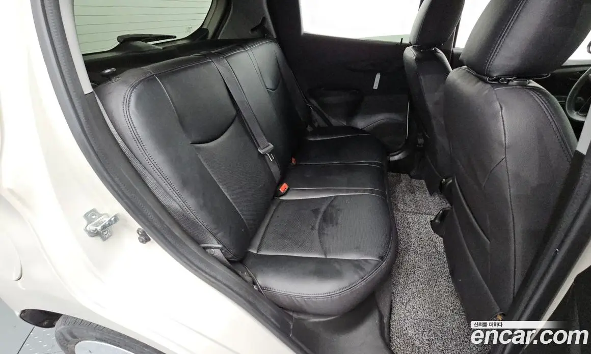 Chevrolet Spark 2016 1.0 автомат (гидро), фото 15 Chevrolet Spark 2016 1.0 автомат (гидро), фото 15