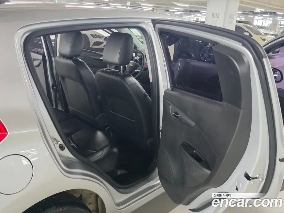 Chevrolet Spark 2016 1.0 автомат (гидро), фото 19