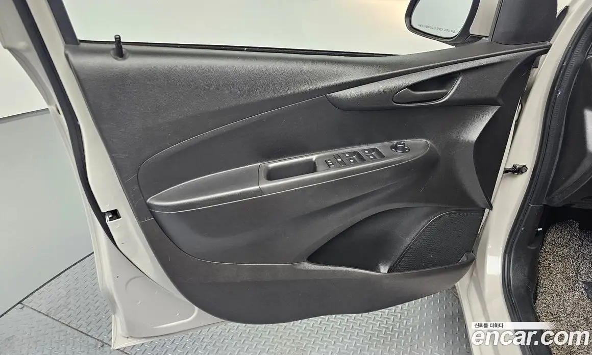 Chevrolet Spark 2019 1.0 автомат (гидро), фото 14 Chevrolet Spark 2019 1.0 автомат (гидро), фото 14