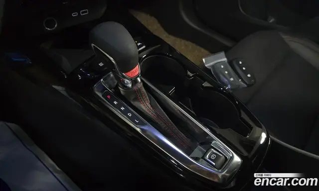 Chevrolet Trax 2023 1.2 автомат (гидро), миниатюра 11