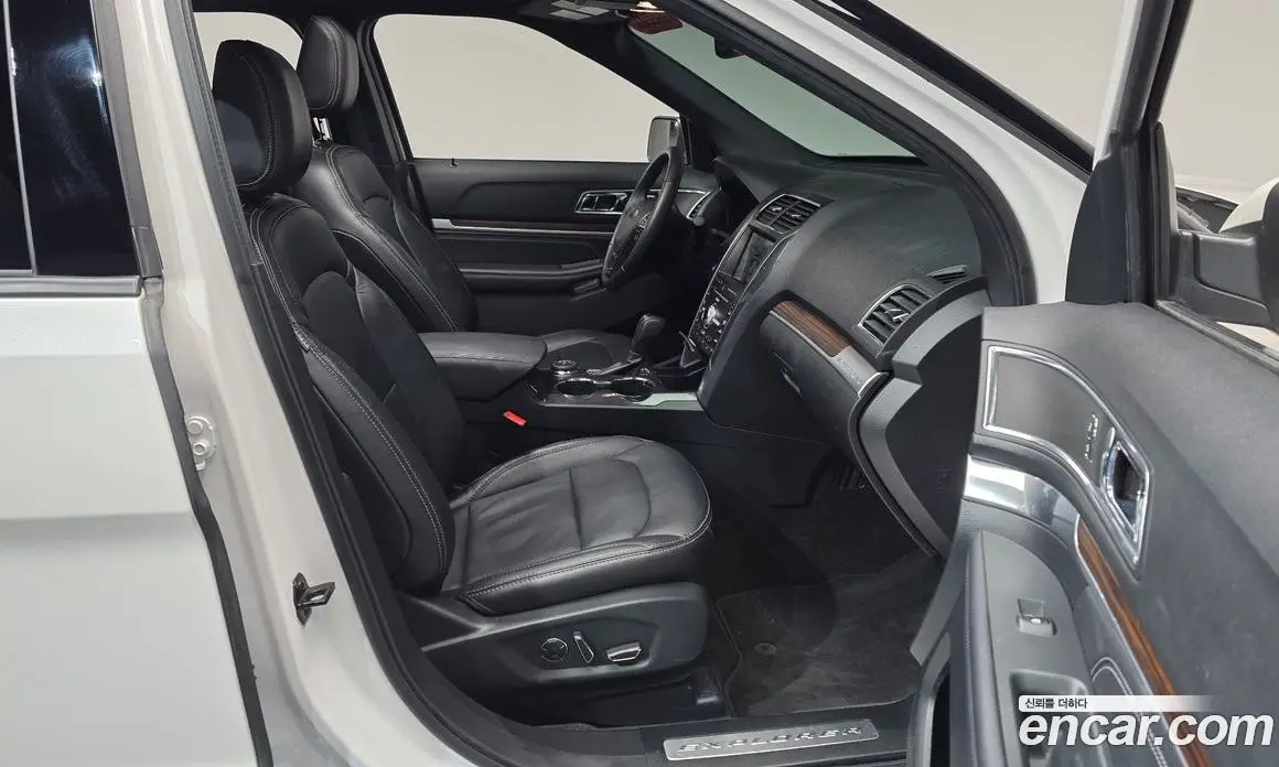 Ford Explorer 2018 2.3 автомат (гидро), фото 16 Ford Explorer 2018 2.3 автомат (гидро), фото 16