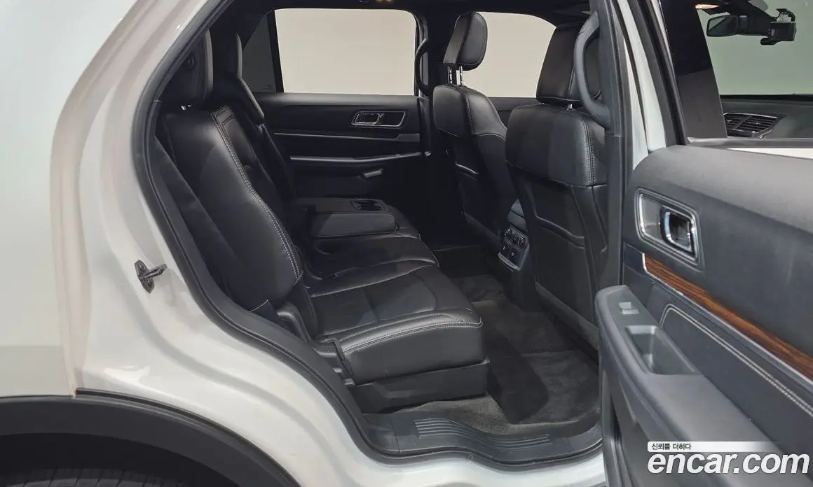 Ford Explorer 2018 2.3 автомат (гидро), фото 17 Ford Explorer 2018 2.3 автомат (гидро), фото 17