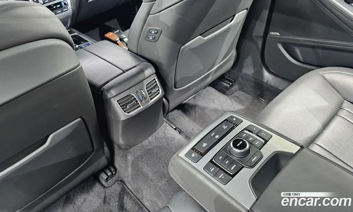 Genesis G80 2016 3.3 автомат (гидро), фото 20