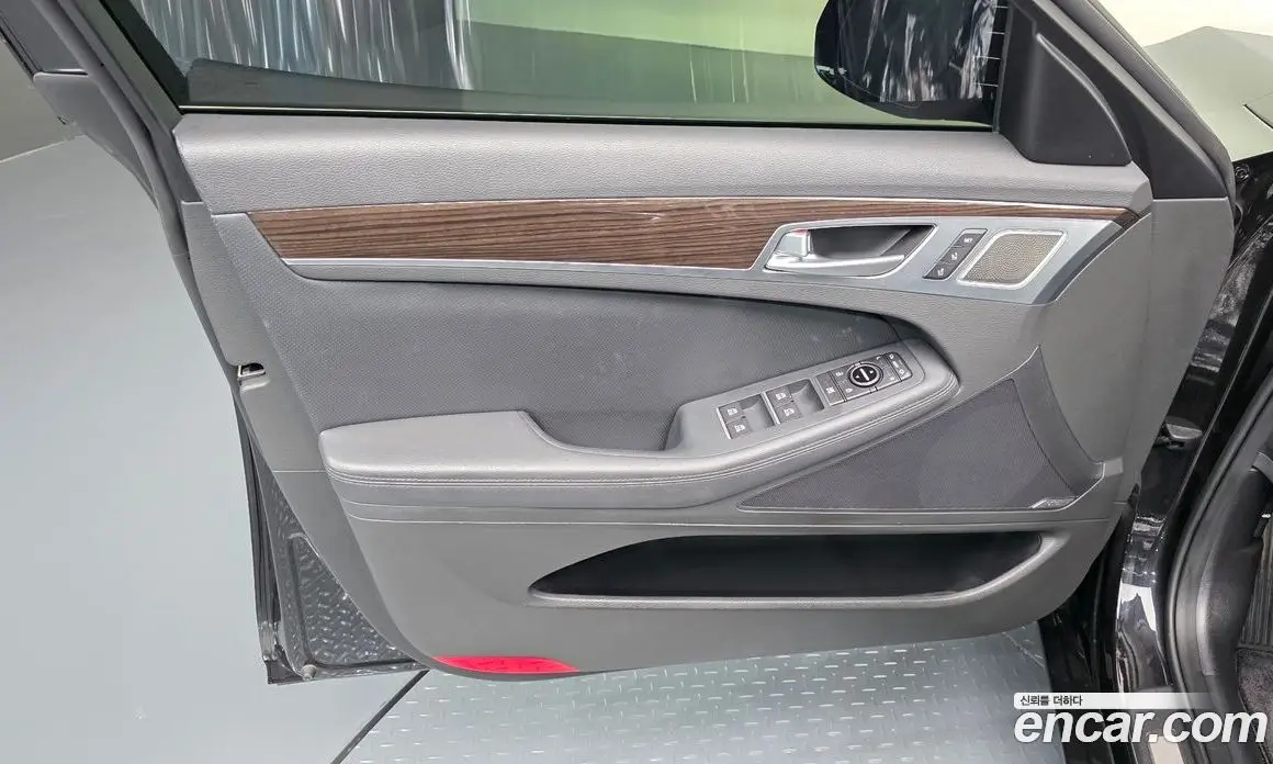 Genesis G80 2017 3.3 автомат (гидро), фото 14