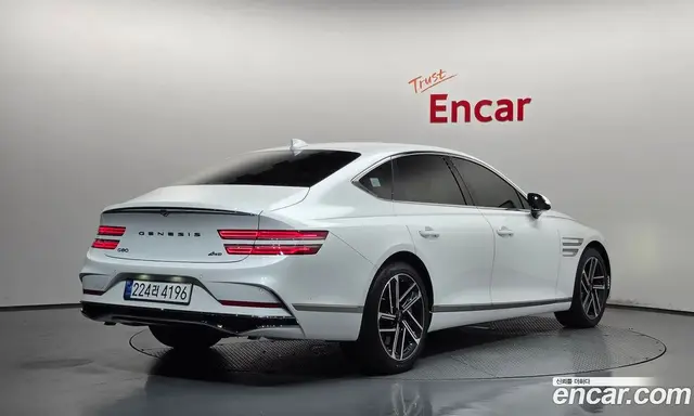 Genesis G80 2025 2.5 автомат (гидро), миниатюра 2