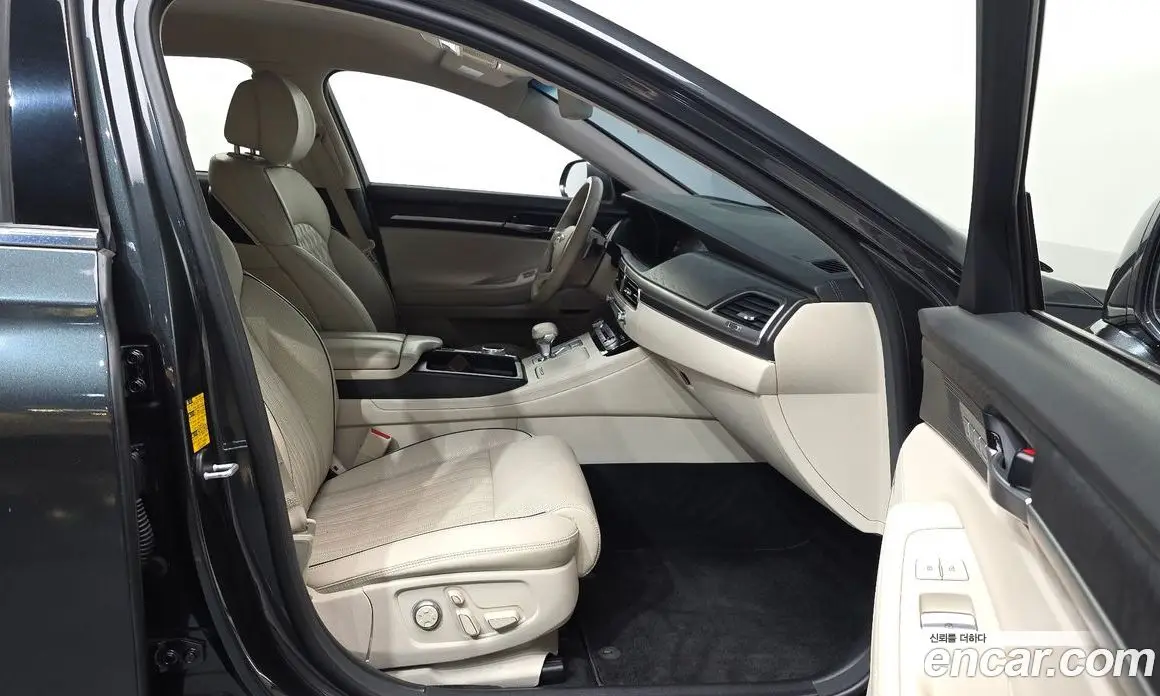 Genesis G90 2020 3.8 автомат (гидро), фото 17 Genesis G90 2020 3.8 автомат (гидро), фото 17