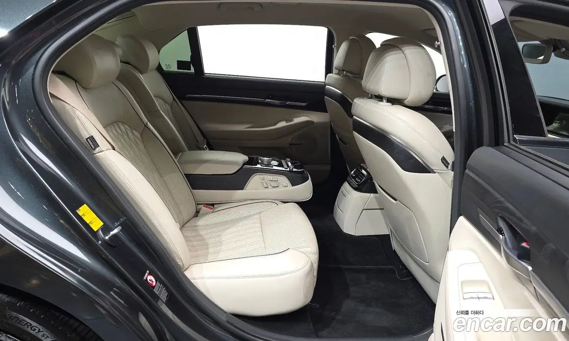 Genesis G90 2020 3.8 автомат (гидро), фото 18 Genesis G90 2020 3.8 автомат (гидро), фото 18