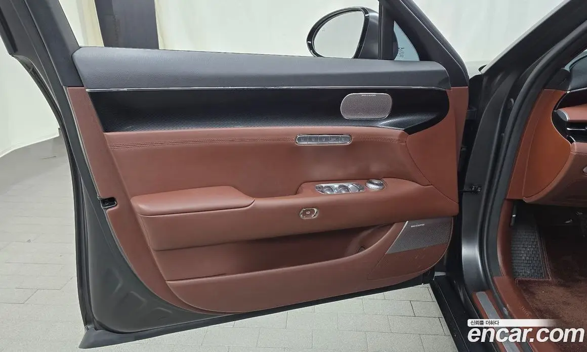 Genesis G90 2024 3.5 автомат (гидро), фото 13 Genesis G90 2024 3.5 автомат (гидро), фото 13