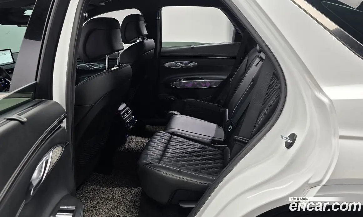 Genesis GV70 2021 2.5 автомат (гидро), фото 16