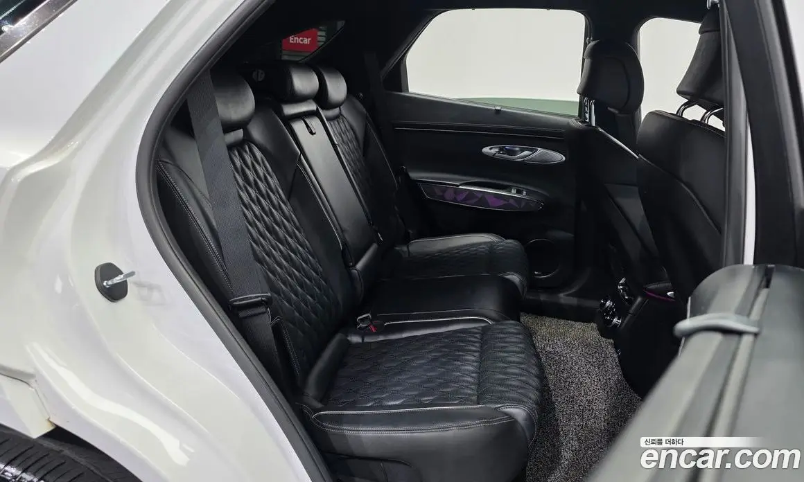 Genesis GV70 2021 2.5 автомат (гидро), фото 18
