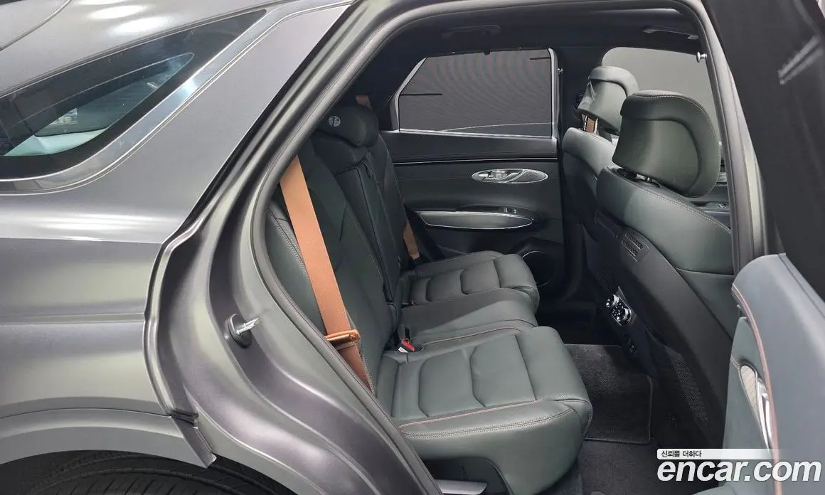 Genesis GV70 2022 3.5 автомат (гидро), фото 16