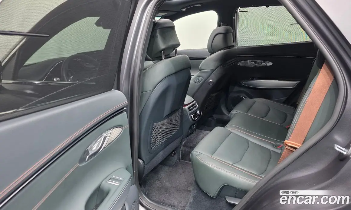 Genesis GV70 2022 3.5 автомат (гидро), фото 17