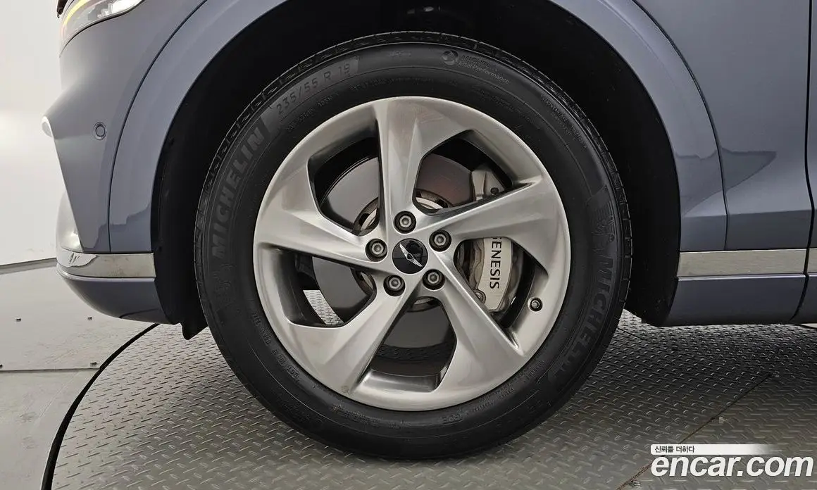 Genesis GV70 2024 2.5 автомат (гидро), фото 4
