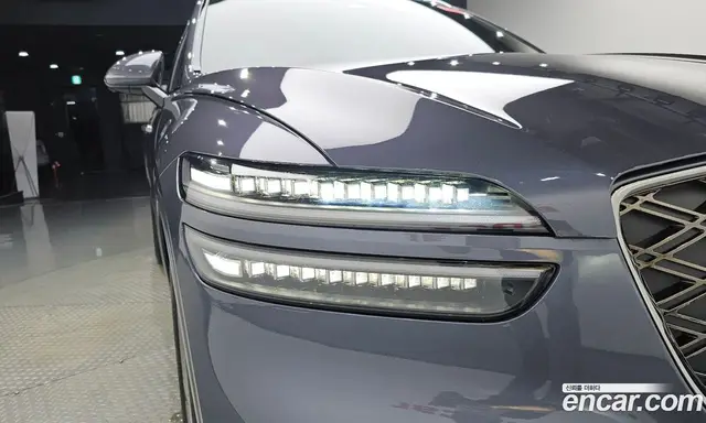 Genesis GV70 2024 2.5 автомат (гидро), миниатюра 7