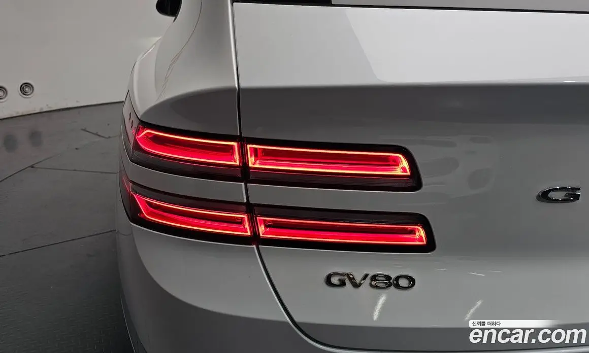 Genesis GV80 2022 2.5 автомат (гидро), фото 8 Genesis GV80 2022 2.5 автомат (гидро), фото 8