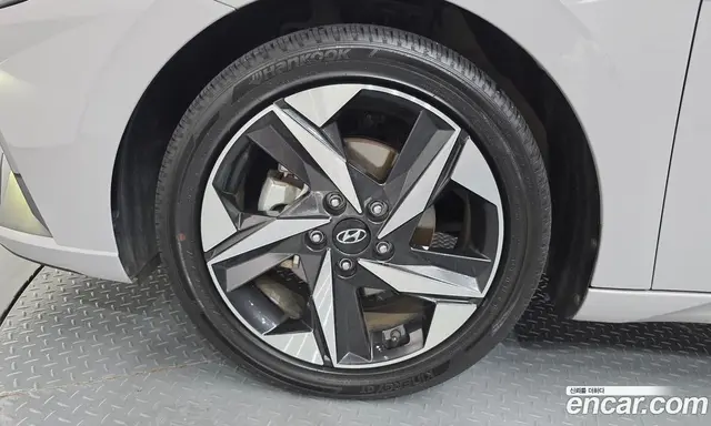 Hyundai Avante 2020 1.6 автомат (гидро), миниатюра 5