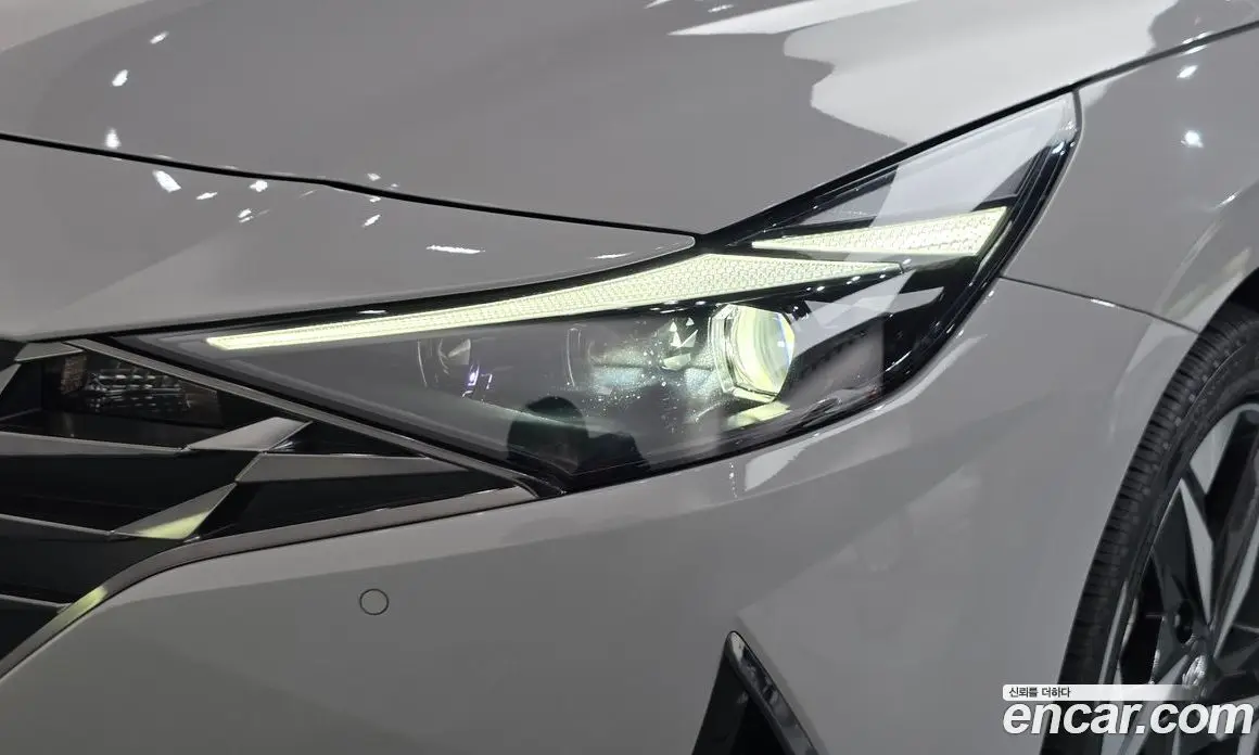 Hyundai Avante 2020 1.6 автомат (гидро), фото 8