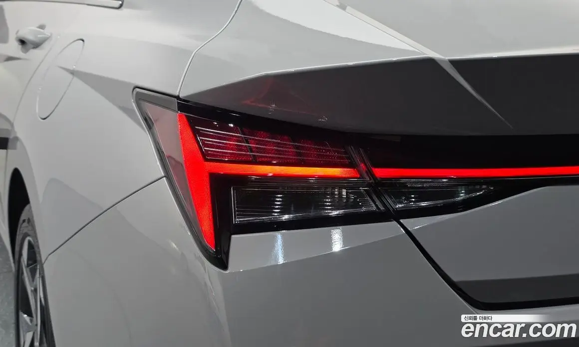 Hyundai Avante 2020 1.6 автомат (гидро), фото 9