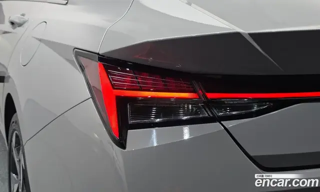 Hyundai Avante 2020 1.6 автомат (гидро), миниатюра 9