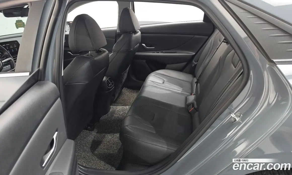 Hyundai Avante 2021 1.6 автомат (гидро), фото 17 Hyundai Avante 2021 1.6 автомат (гидро), фото 17