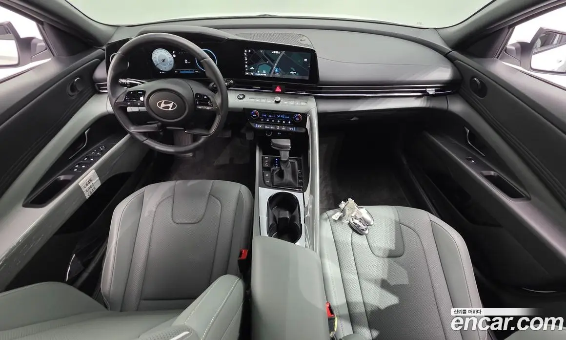 Hyundai Avante 2023 1.6 автомат (гидро), фото 10 Hyundai Avante 2023 1.6 автомат (гидро), фото 10