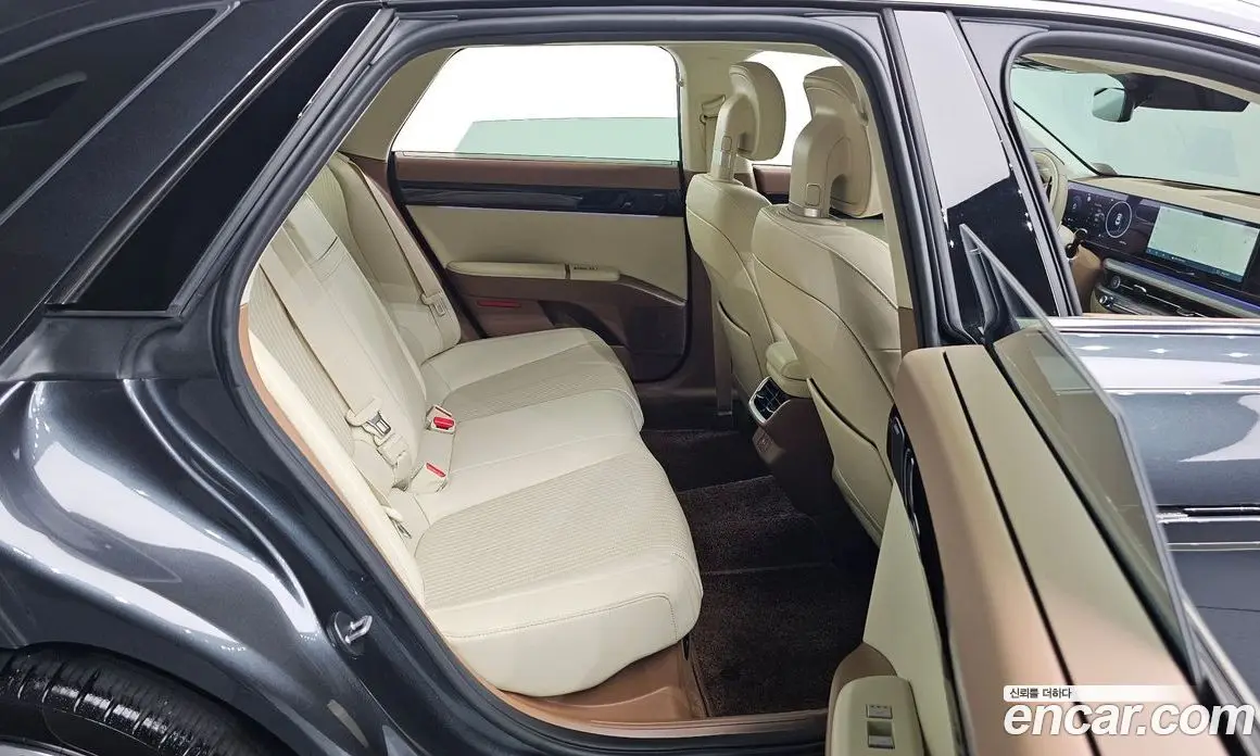 Hyundai Grandeur 2024 1.6 автомат (гидро), фото 18