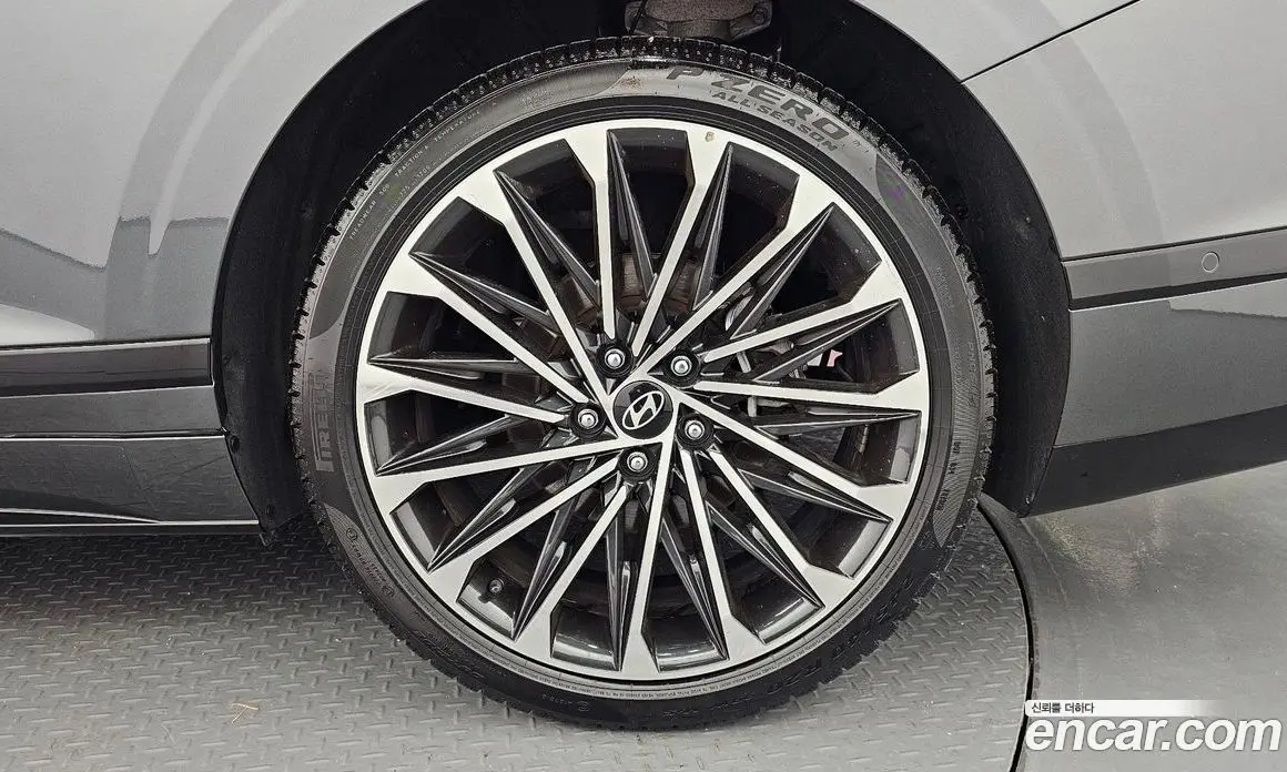 Hyundai Grandeur 2024 1.6 автомат (гидро), фото 7