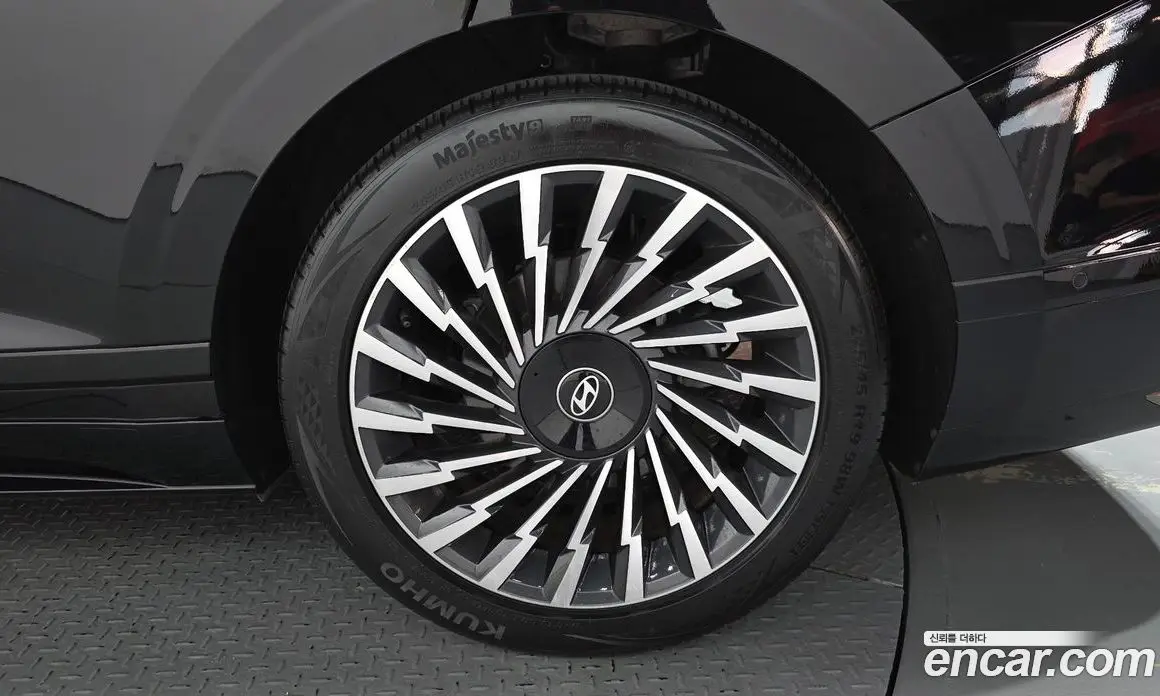 Hyundai Grandeur 2024 2.5 автомат (гидро), фото 7