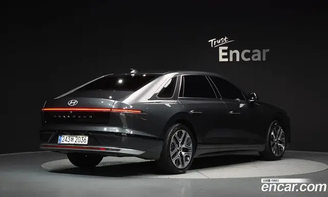 Hyundai Grandeur 2024 2.5 автомат (гидро), миниатюра 2