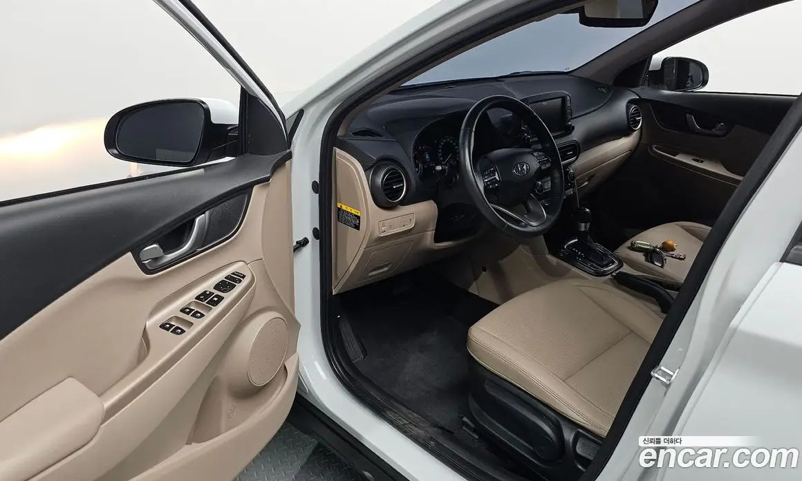 Hyundai Kona 2020 1.6 автомат (гидро), фото 13